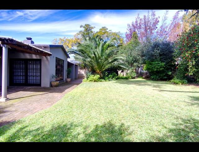 4 BEDROOM HOUSE FOR SALE IN GREENSIDE